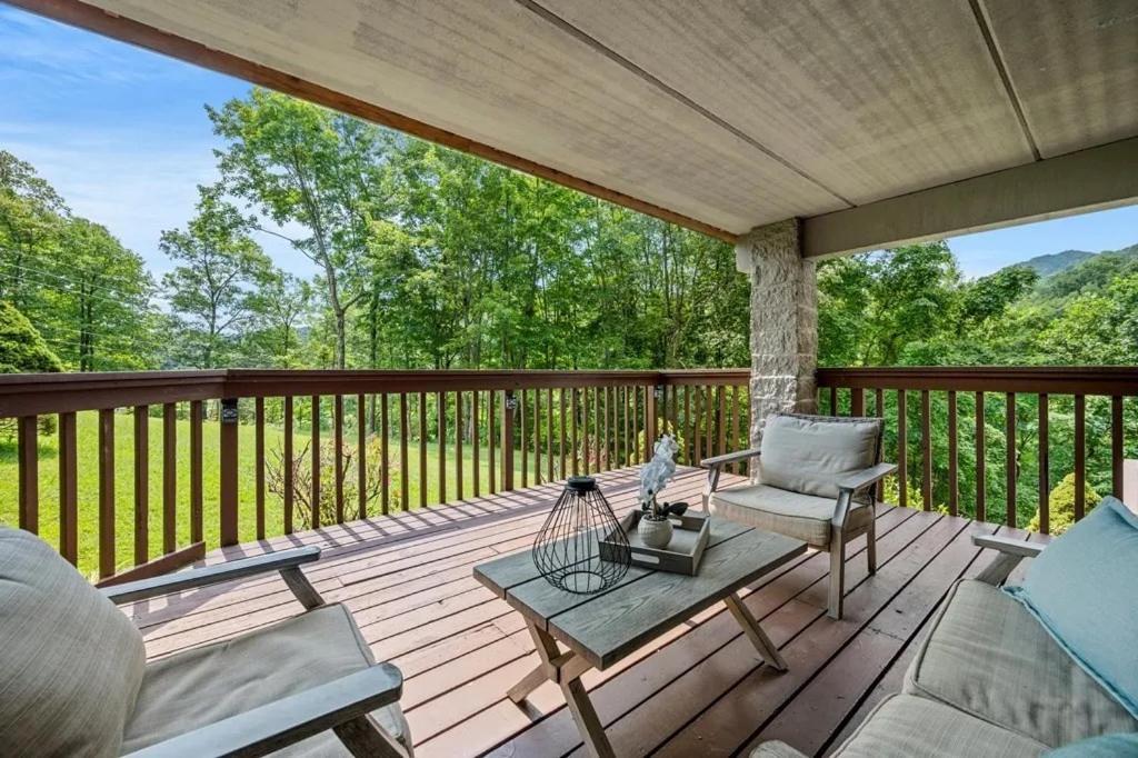 Views & Fireplace - Minutes To Gburg And Ober - Condo Gatlinburg Luaran gambar